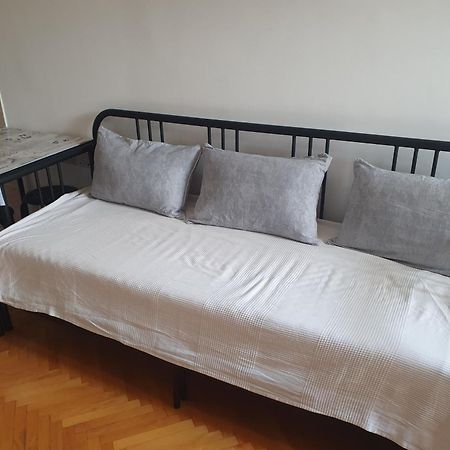 Apartman Na Najboljoj Lokaciji , Nedaleko Od Plaze Bar Exterior photo